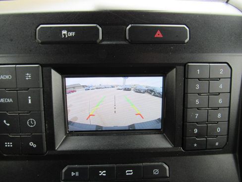 Used 2020 Ford F350 XL w/ Power Equipment Group image 34