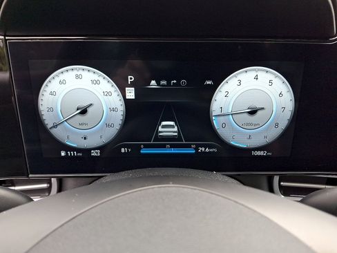 Used 2024 Hyundai Elantra Limited FWD image 13