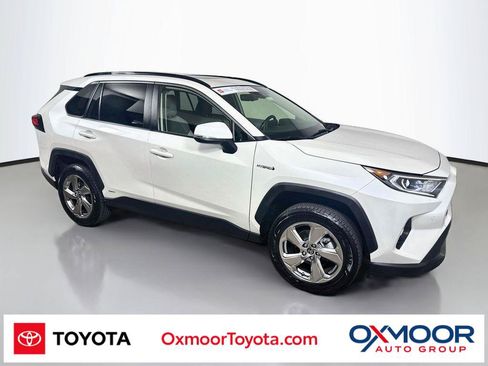 Certified 2021 Toyota RAV4 XLE Premium AWD/4WD image 1