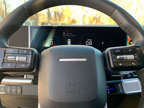 Used 2025 Hyundai Santa Fe SEL image 30