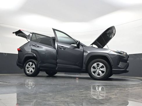 Used 2023 Toyota RAV4 LE AWD/4WD image 53