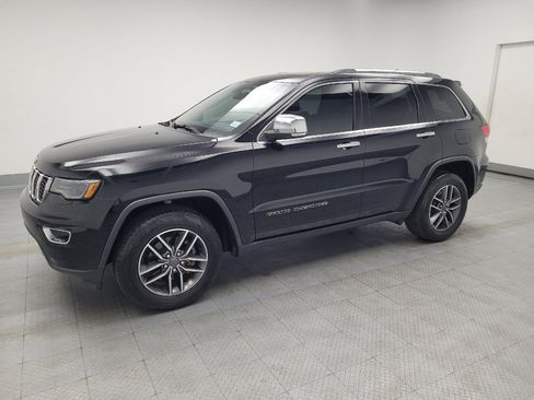 Used 2019 Jeep Grand Cherokee Limited w/ Luxury Group II image 2
