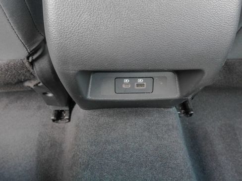 Used 2025 Nissan Altima 2.5 SV FWD image 18