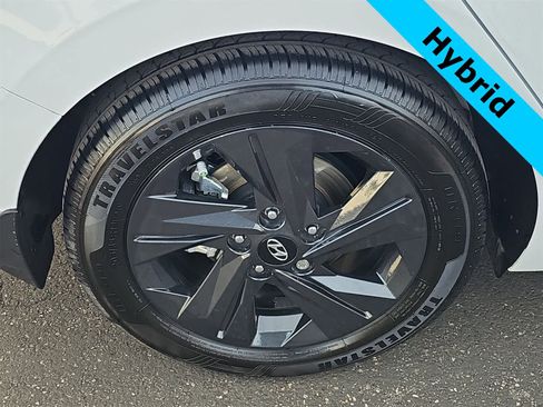 Certified 2023 Hyundai Elantra Blue image 12