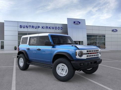 New 2026 Ford Bronco Heritage Edition AWD/4WD image 9