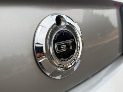 Used 2009 Ford Mustang GT RWD image 8