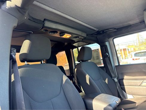 Used 2016 Jeep Wrangler Unlimited Sport w/ Quick Order Package 24S image 8