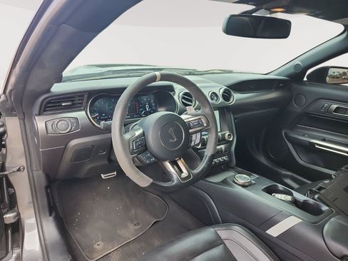 Used 2021 Ford Mustang Shelby GT500 w/ Technology Package RWD image 3