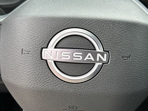 New 2025 Nissan Rogue SV w/ SV Premium Package FWD image 23