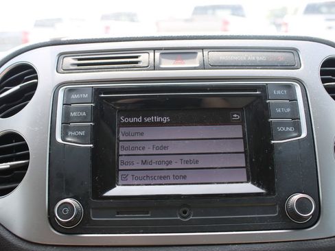 Used 2016 Volkswagen Tiguan S FWD image 33