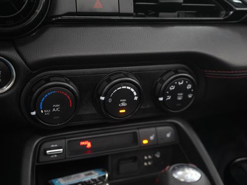 Used 2018 MAZDA MX-5 Miata RF Club w/ Brembo/BBS Package image 17