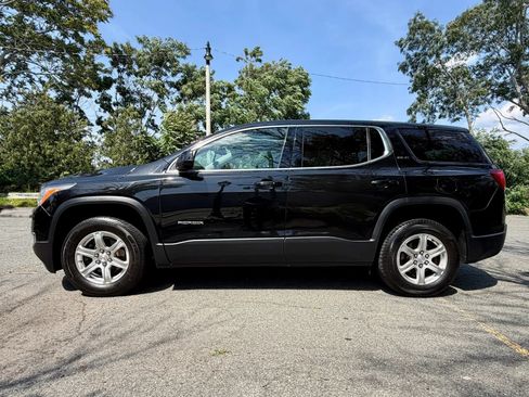 Used 2019 GMC Acadia SLE FWD image 2