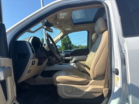 Used 2020 Ford F150 Lariat AWD/4WD image 14