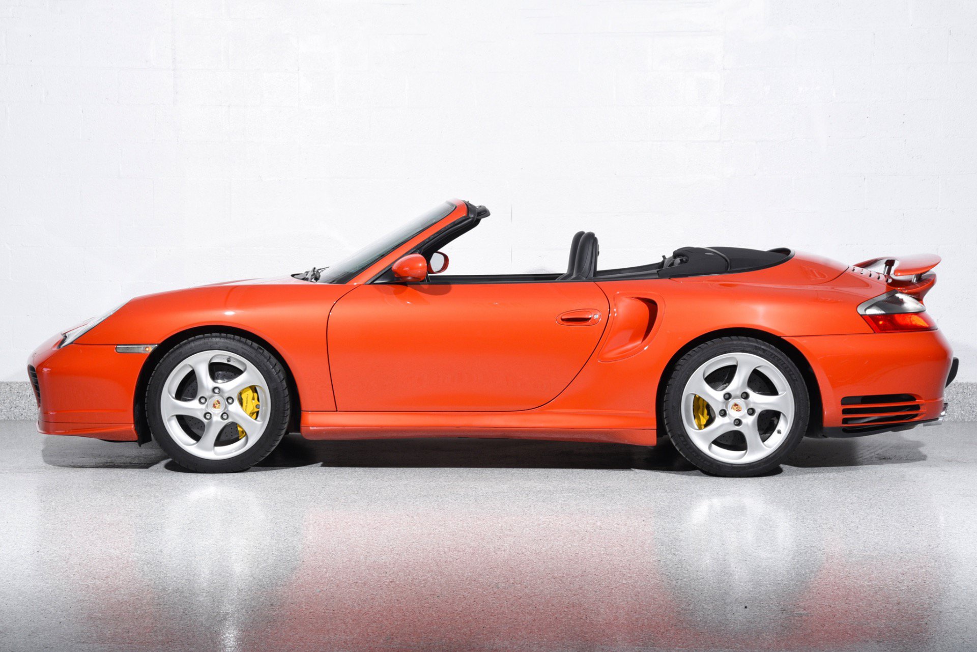 Used 2005 Porsche 911 Turbo S AWD/4WD image 14