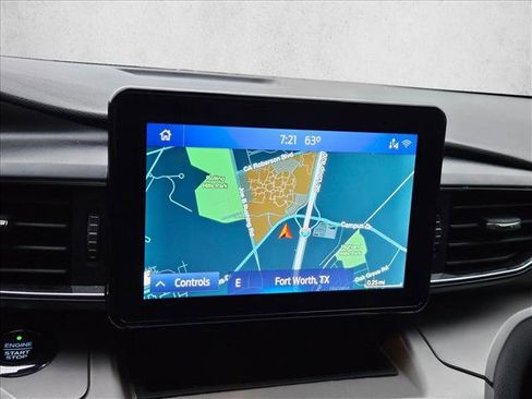 Used 2021 Ford Explorer XLT w/ Equipment Group 202A RWD image 12