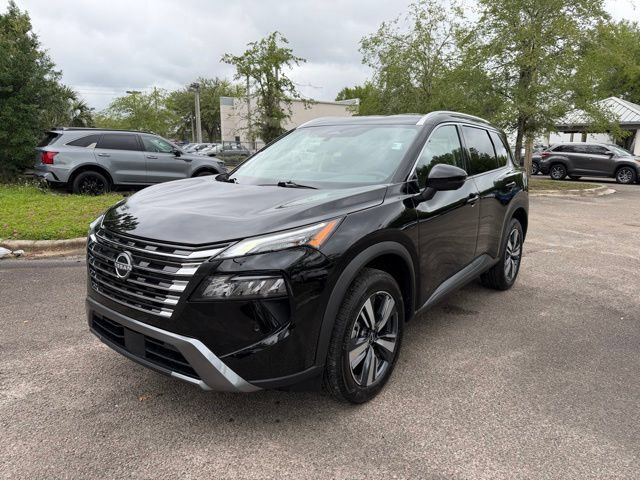 Used 2026 Nissan Rogue SL AWD/4WD image 3