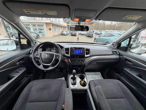 Used 2017 Honda Pilot EX image 23