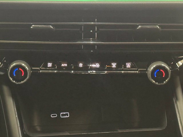 New 2027 Chevrolet Traverse RS w/ LPO, Floor Liner Package AWD/4WD image 17