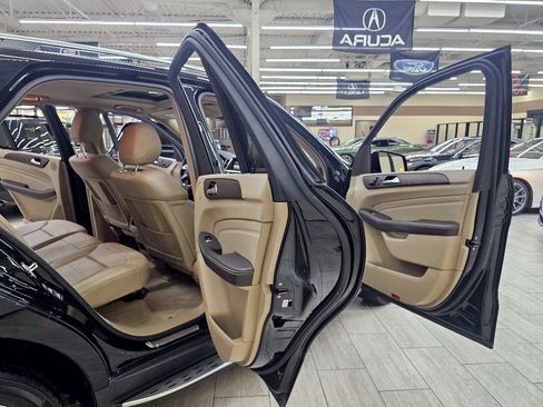 Used 2015 Mercedes-Benz ML 350 2WD w/ Premium 1 Package image 16