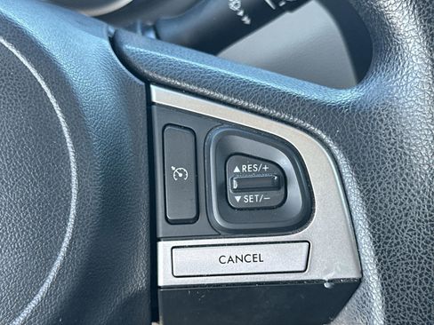 Used 2018 Subaru Forester 2.5i Premium w/ All-Weather Package image 14