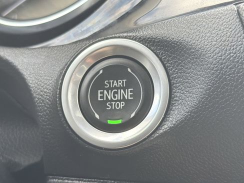 Used 2021 Buick Encore GX Preferred w/ Cold Weather Comfort Package AWD/4WD image 28