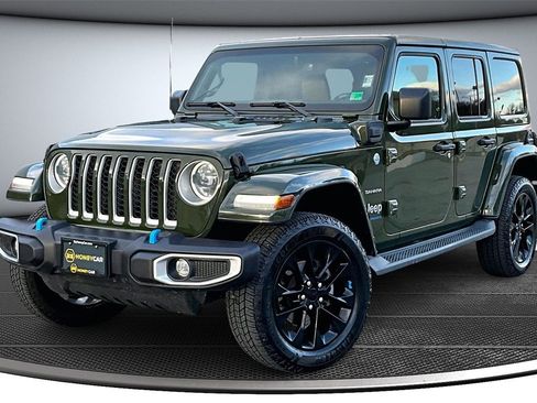 Used 2023 Jeep Wrangler Unlimited Sahara w/ Cold Weather Group image 3