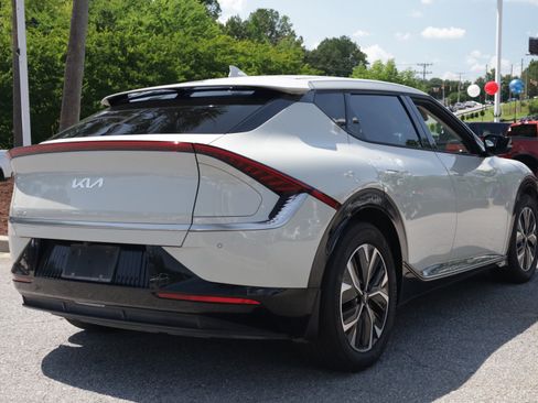 Used 2023 Kia EV6 Wind RWD image 5