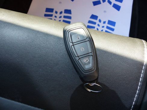 Used 2018 Ford Focus ST FWD image 52