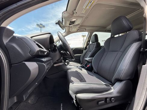 Used 2021 Subaru Forester Premium AWD/4WD image 10