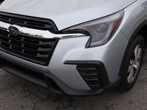 Certified 2025 Subaru Ascent Premium w/ Premium Package AWD/4WD image 10