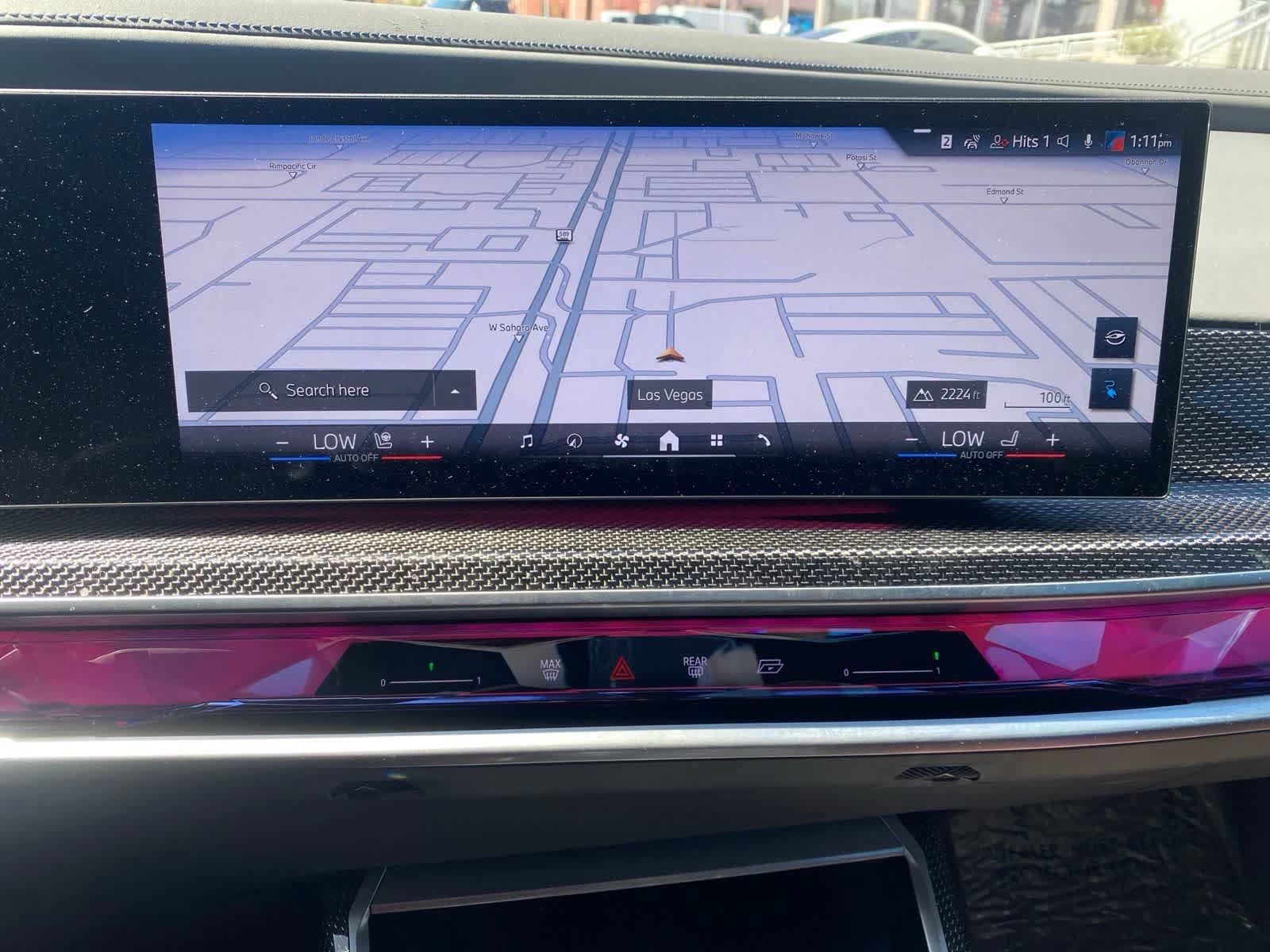 Used 2023 BMW i7 xDrive60 w/ Executive Package 2 AWD/4WD image 16