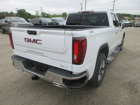 New 2026 GMC Sierra 1500 SLT w/ SLT Premium Plus Package AWD/4WD image 5