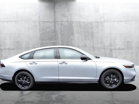 New 2025 Honda Accord SE image 5