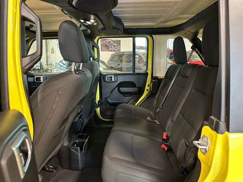 Used 2023 Jeep Wrangler Unlimited Sport image 36