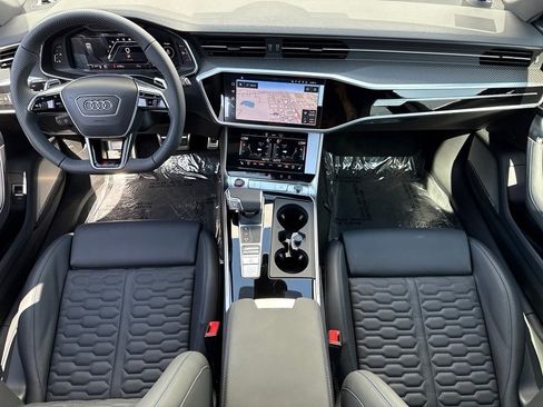 New 2025 Audi RS 6 performance image 13