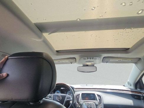 Used 2010 Buick LaCrosse CXS FWD image 9