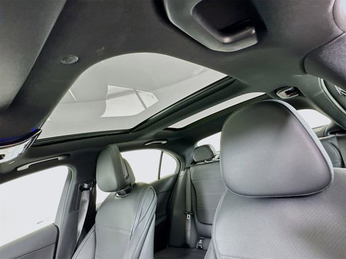 Used 2025 Mercedes-Benz C 300 4MATIC Sedan image 24