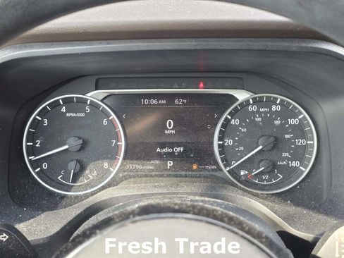 Used 2022 Nissan Rogue SV image 13