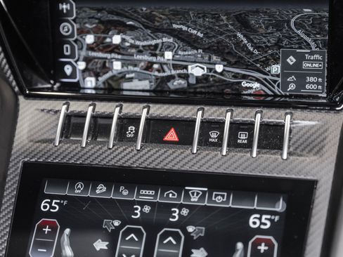Used 2024 Lamborghini Urus Performante AWD/4WD image 37