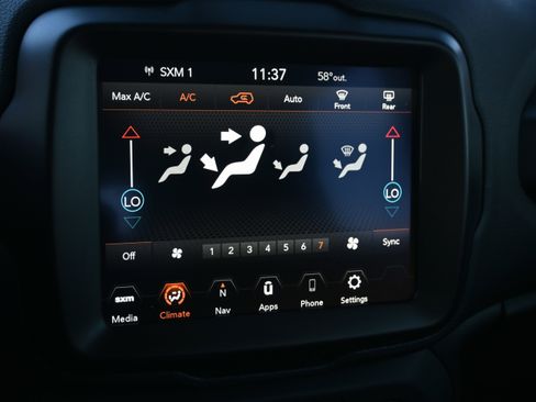 Used 2023 Jeep Renegade Latitude image 21