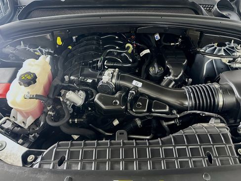 Used 2024 Jeep Grand Cherokee L Limited w/ Luxury Tech Group II image 34