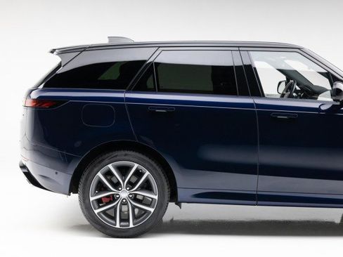 Used 2023 Land Rover Range Rover Sport SE Dynamic image 17