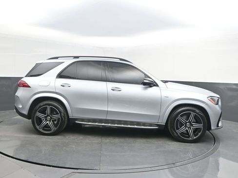 Used 2025 Mercedes-Benz GLE 450e 4MATIC image 8