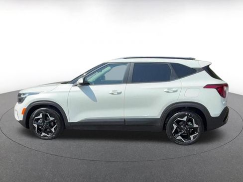 Used 2025 Kia Seltos S FWD image 10