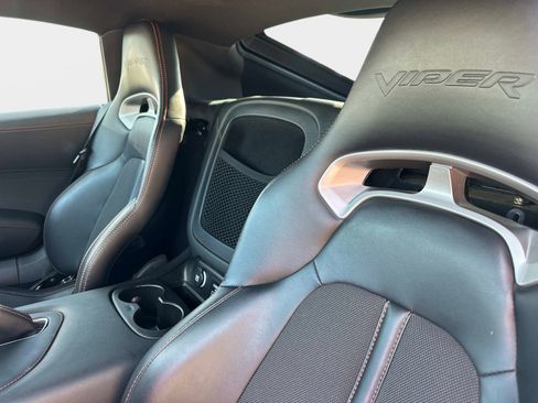 Used 2014 SRT Viper SRT-10 image 18