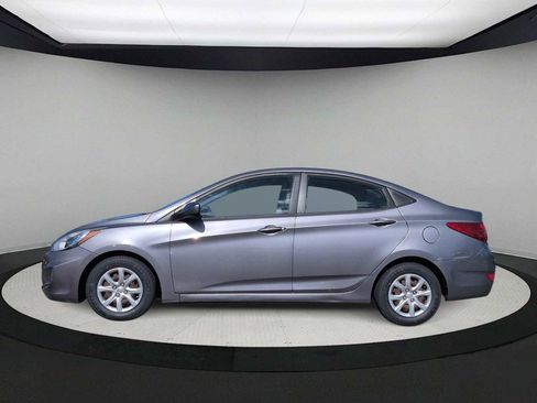 Used 2014 Hyundai Accent GLS image 5