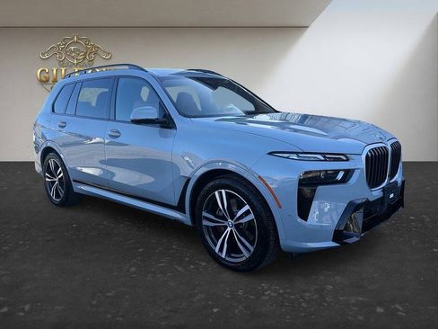 Used 2024 BMW X7 xDrive40i w/ M Sport Package AWD/4WD image 1