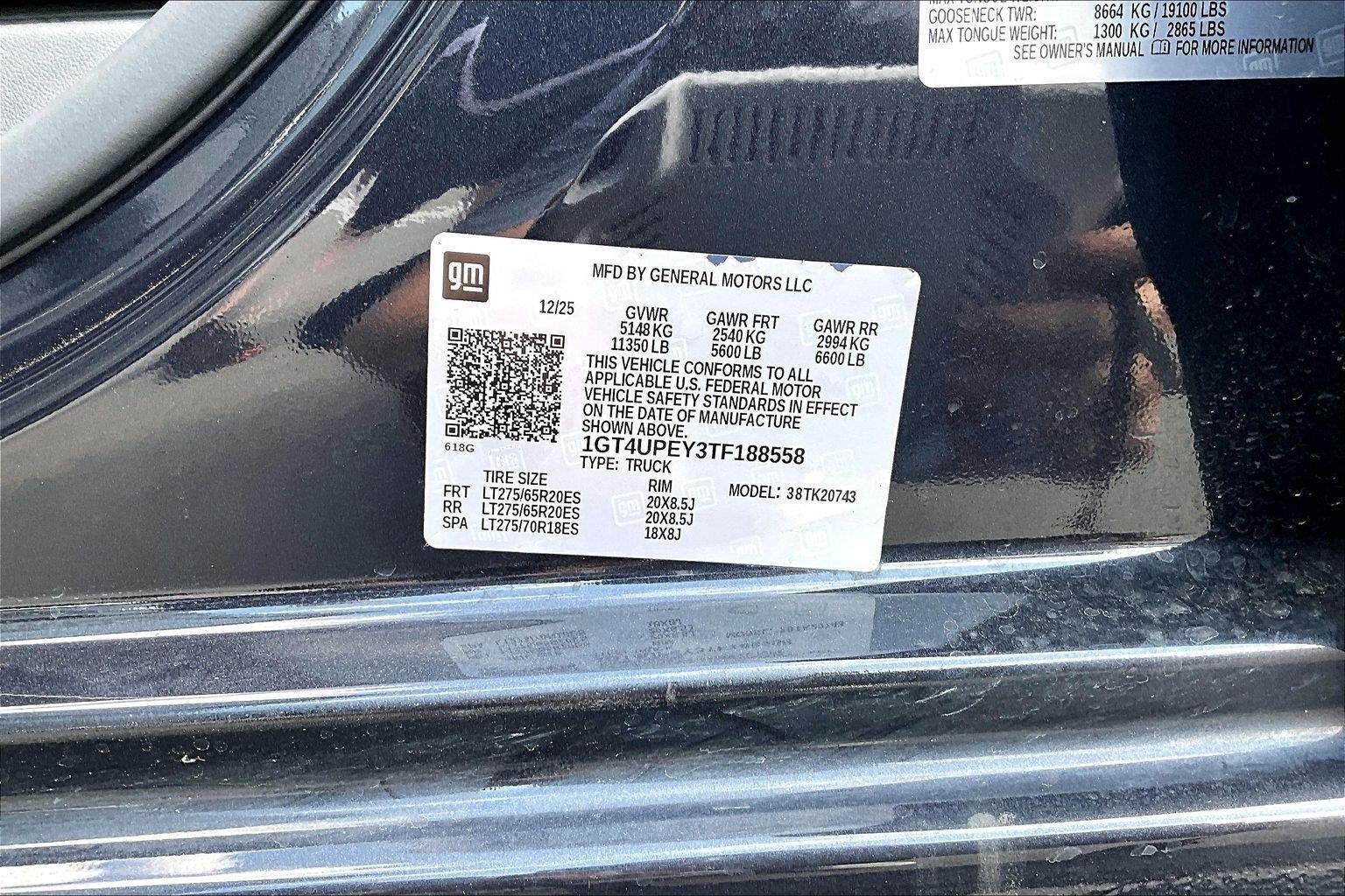 Used 2026 GMC Sierra 2500 AT4 AWD/4WD image 5