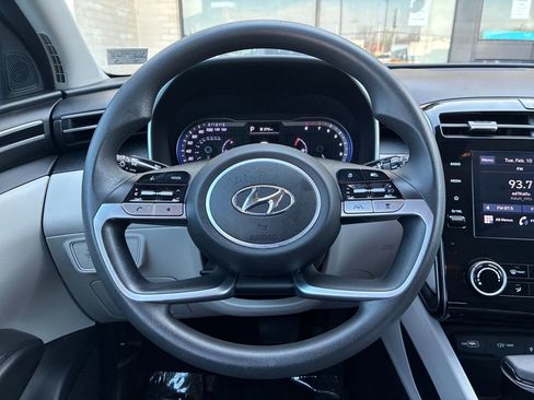 Used 2023 Hyundai Tucson SEL w/ Cargo Package AWD/4WD image 16