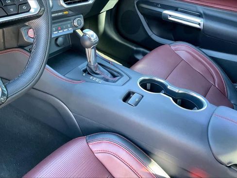 Used 2025 Ford Mustang Premium image 16
